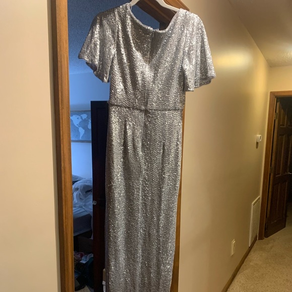 Adrianna Papell Sequence Gown - Picture 3 of 5